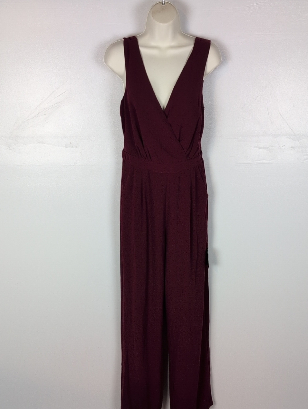 Lulu's NWT Lace Detail Jumpsuit